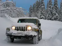 https://arcade-games.space/game/offroad-snow-jeep-passenger-mountain-uphill-drivin