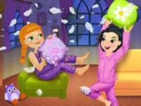 https://arcade-games.space/game/crazy-pillow-fight-sleepover-party