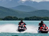 https://arcade-games.space/game/jetski-racing-world-3d